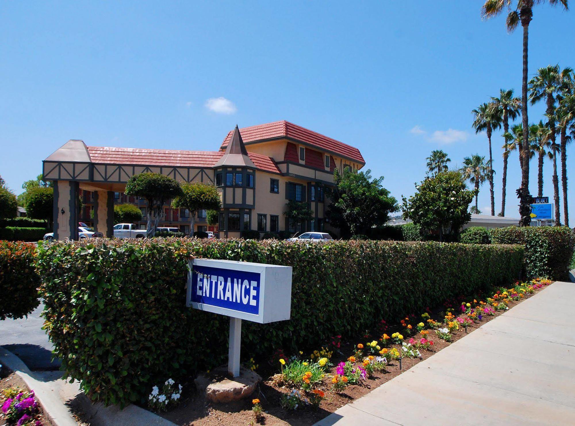 Rancho San Diego Inn & Suites Ель-Кахон Екстер'єр фото